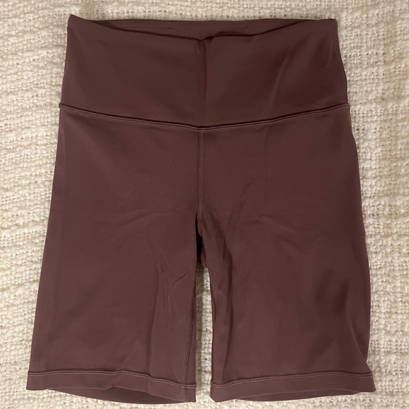 Athleta Elation 9” Short - Size Small - Picture 2 of 5
